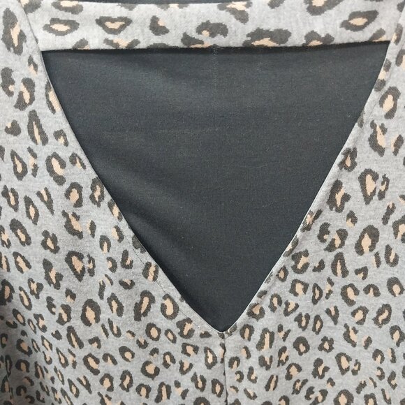 3368 Size Large Black and Grey Leopard Dress - Picture 4 of 5